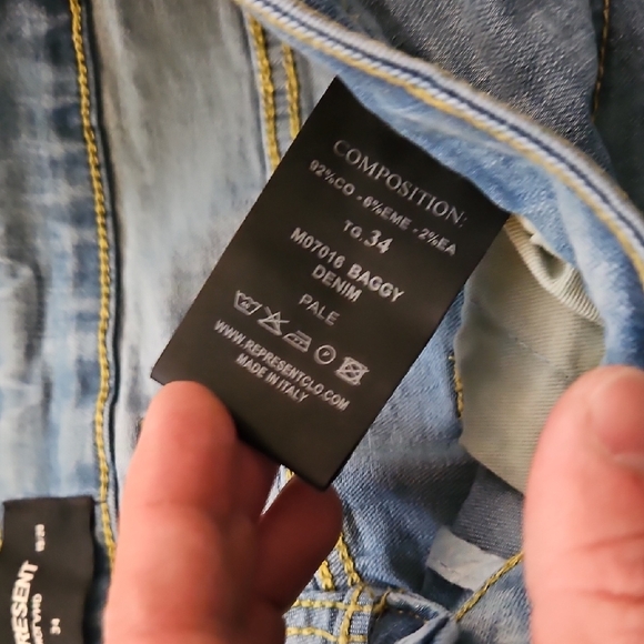 Blue Jeans - Picture 5 of 7